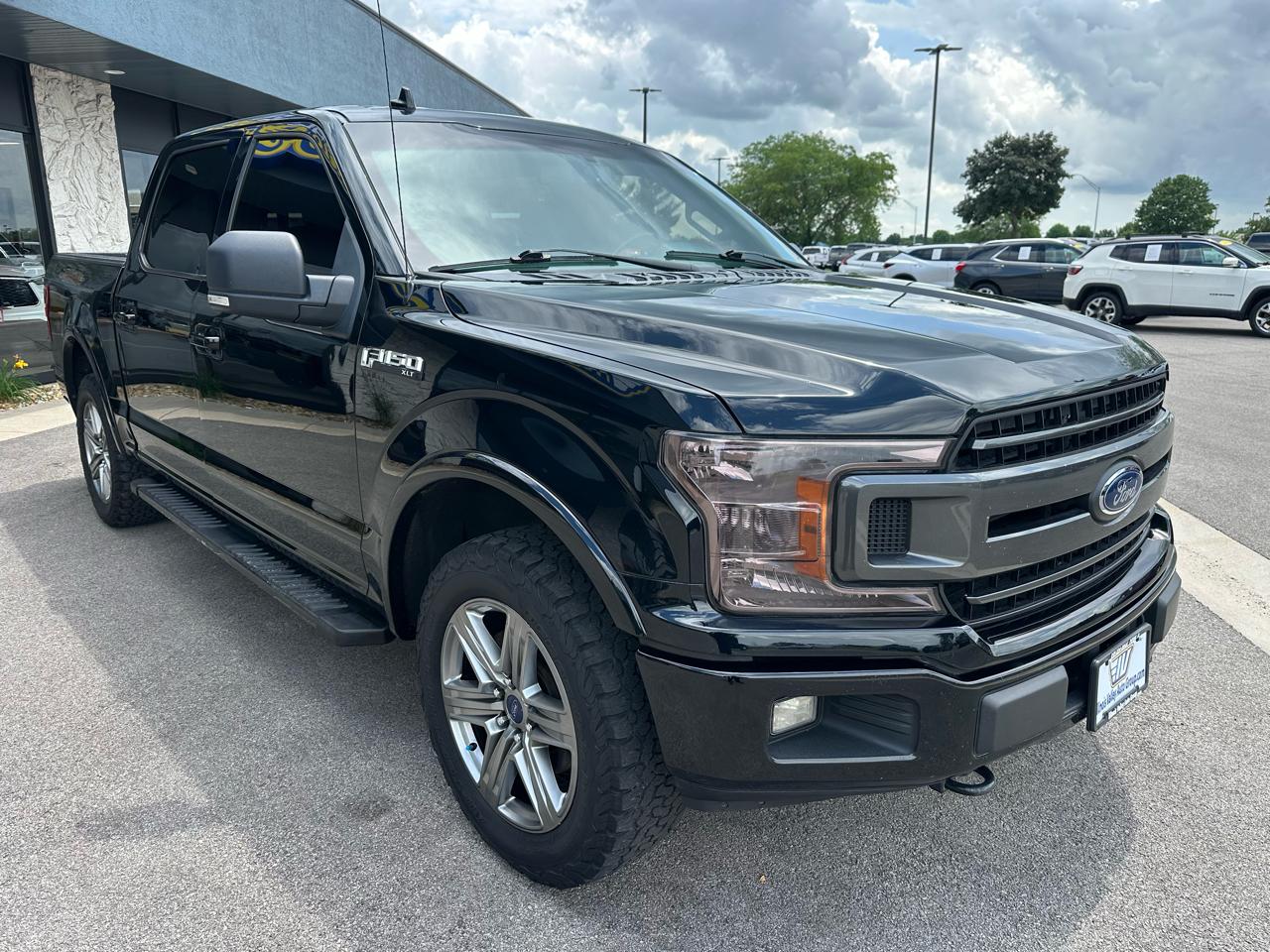 Ford F-150 XLT SuperCrew 4WD 2018