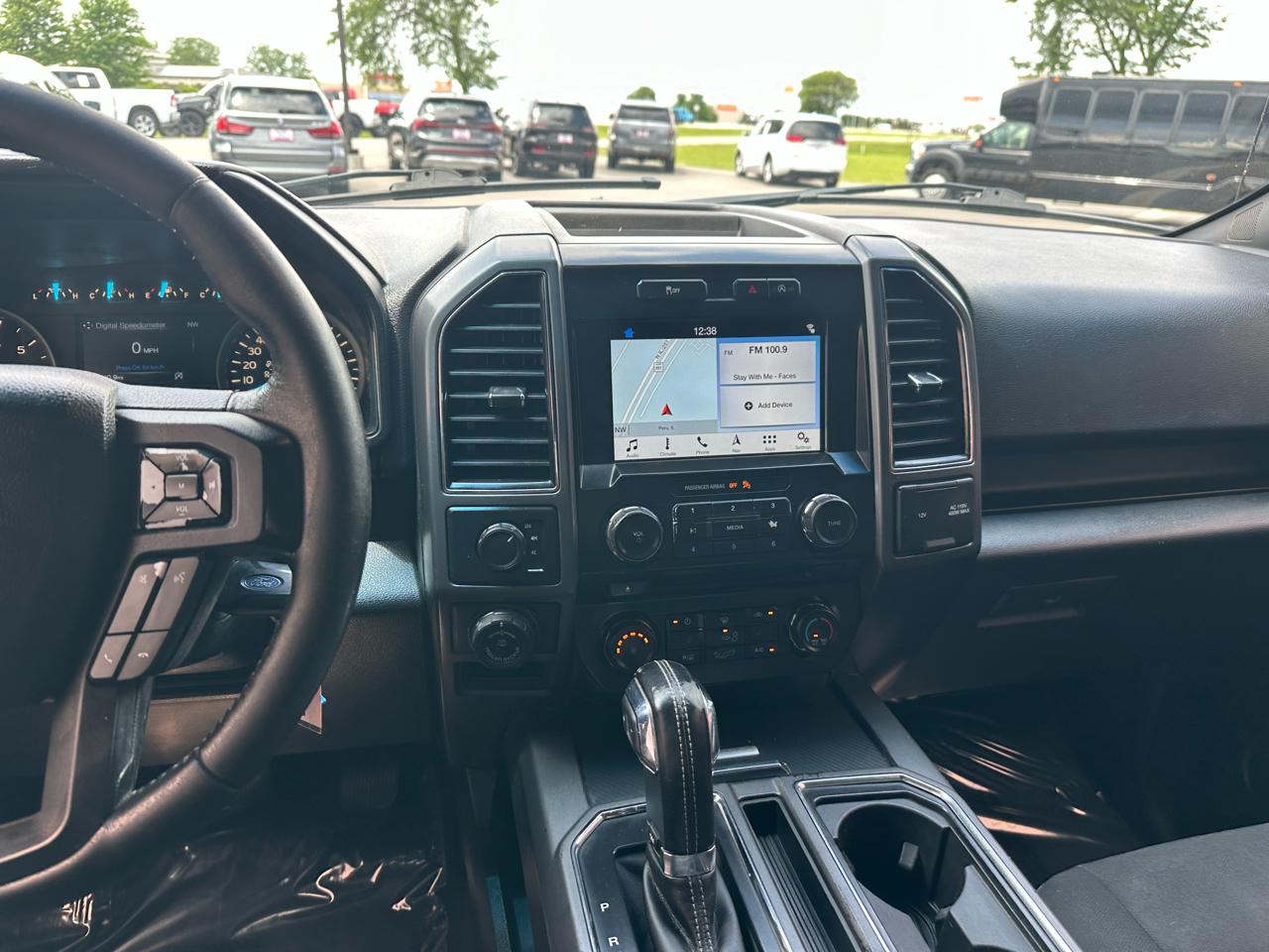 Ford F-150 XLT SuperCrew 4WD 2018