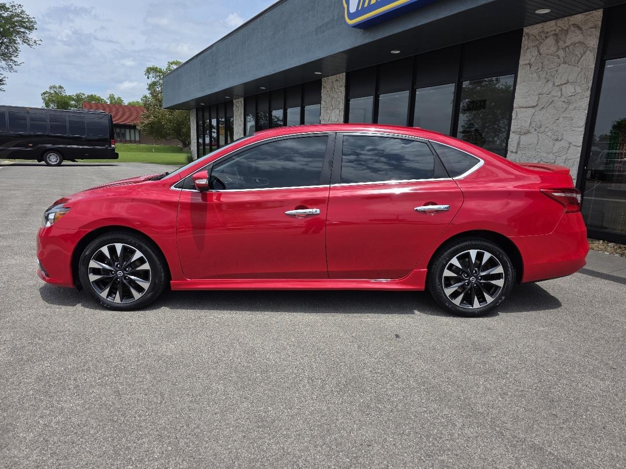 Nissan Sentra SR TURBO CVT 2019