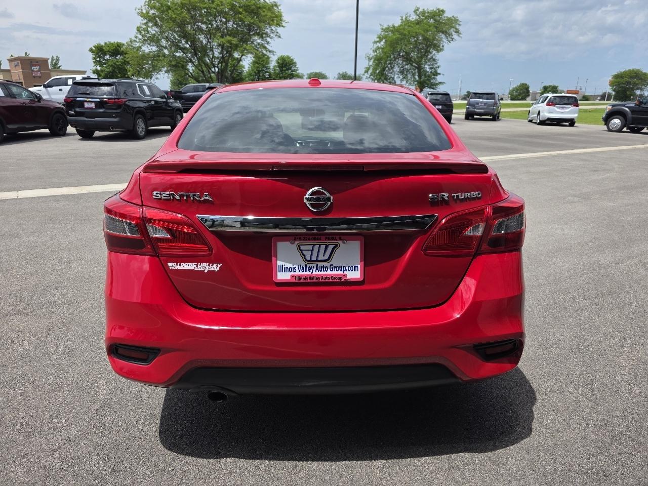 Nissan Sentra SR TURBO CVT 2019