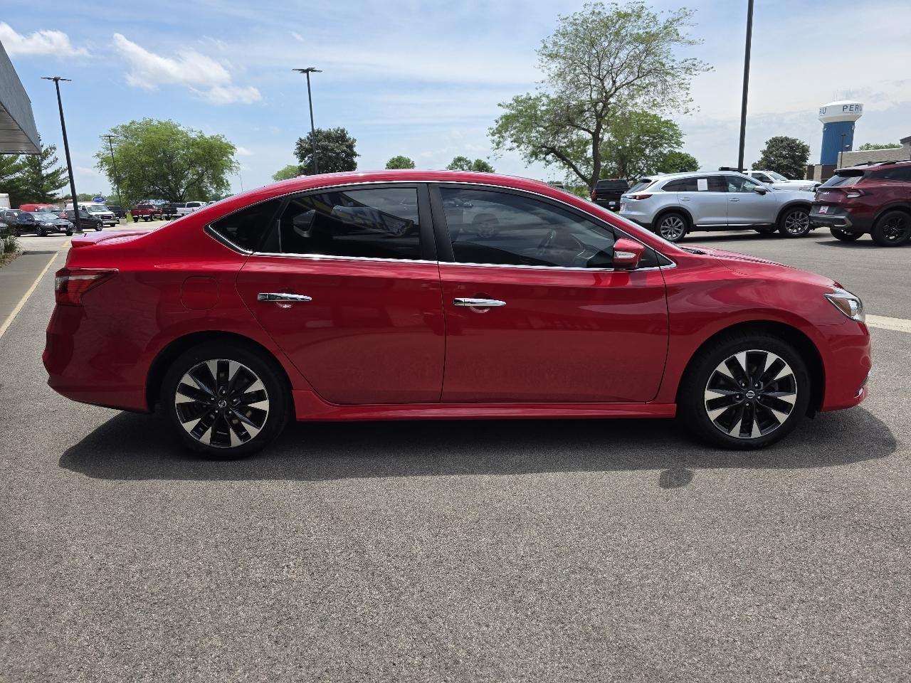 Nissan Sentra SR TURBO CVT 2019