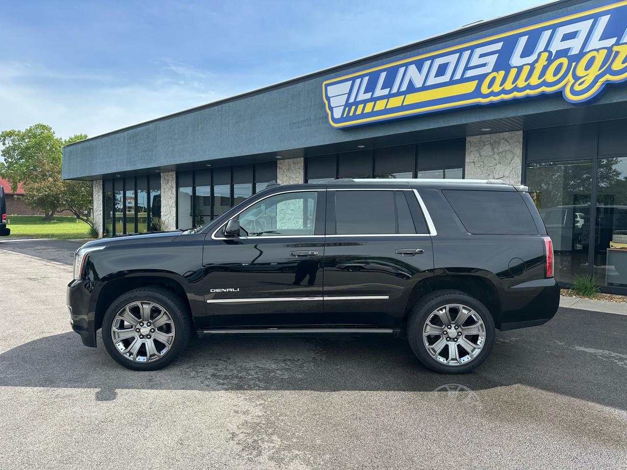 GMC Yukon Denali 4WD 2016