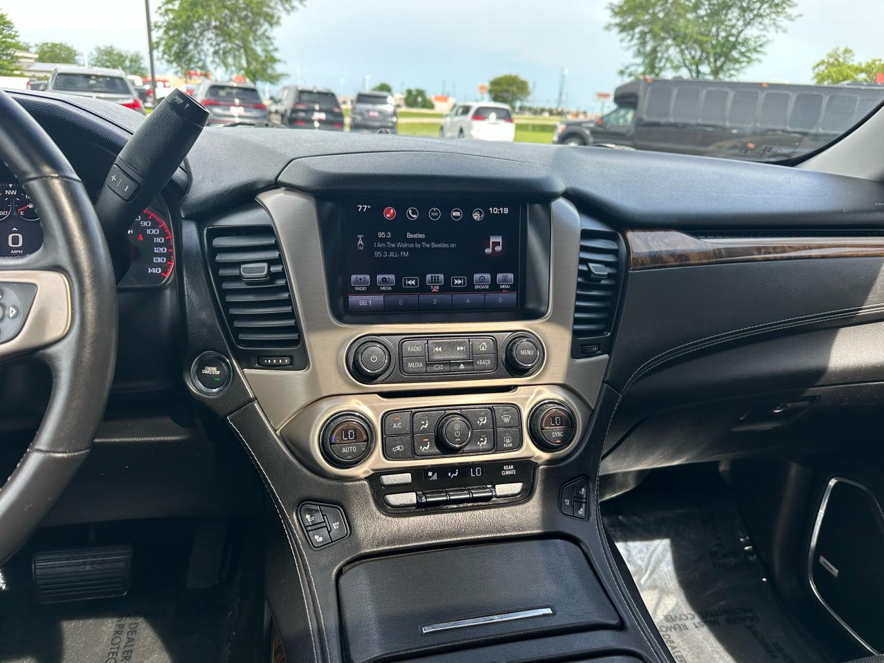 GMC Yukon Denali 4WD 2016