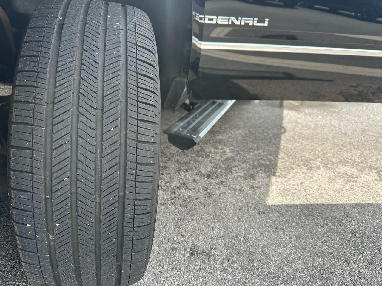 GMC Yukon Denali 4WD 2016