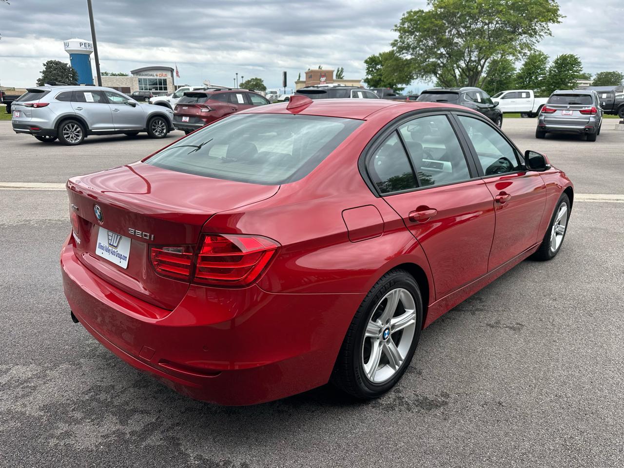 BMW 3-Series 320i xDrive 2015