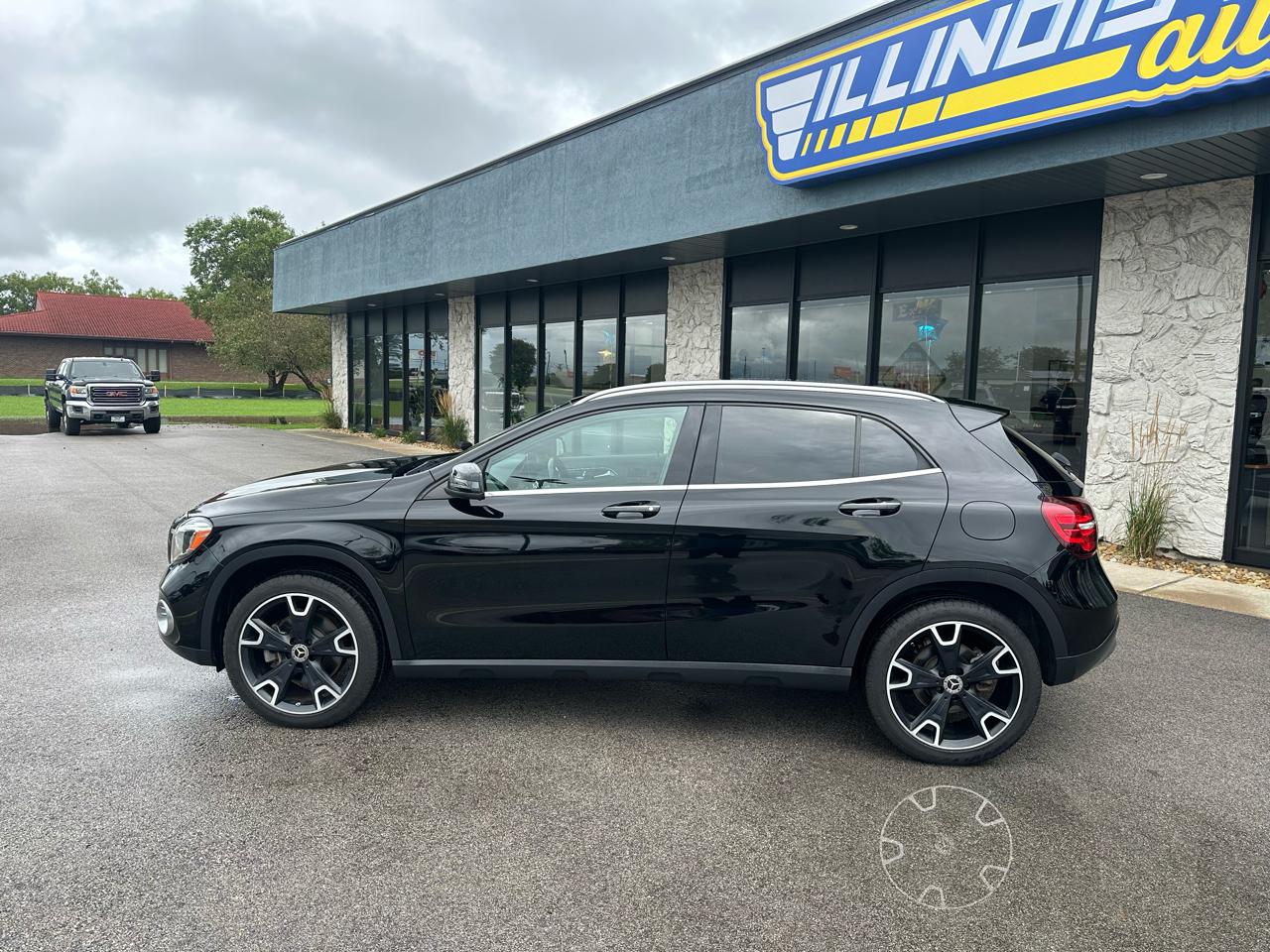 Mercedes-Benz GLA-Class GLA250 4MATIC 2020