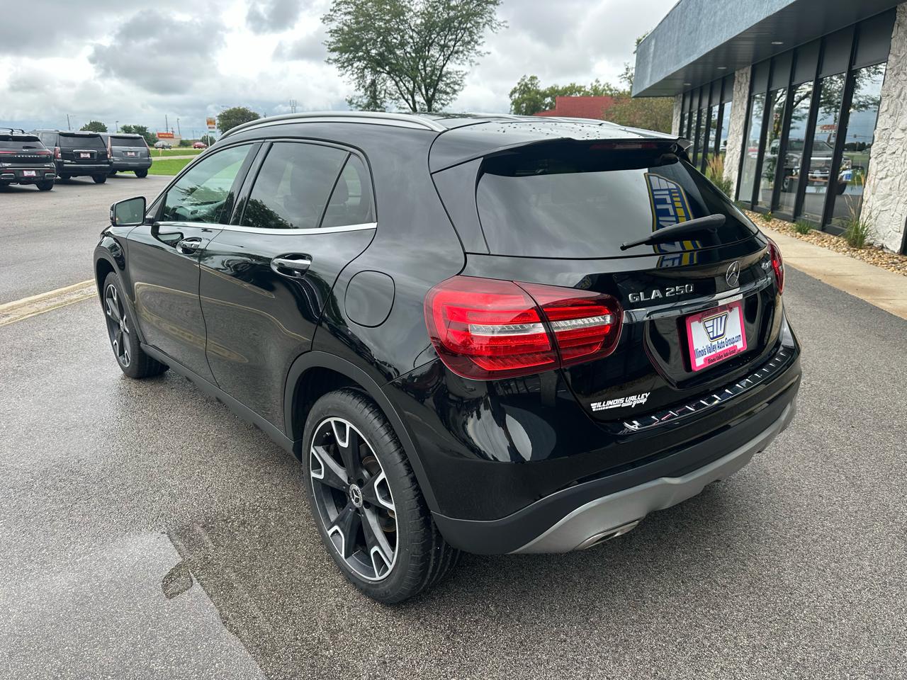 Mercedes-Benz GLA-Class GLA250 4MATIC 2020