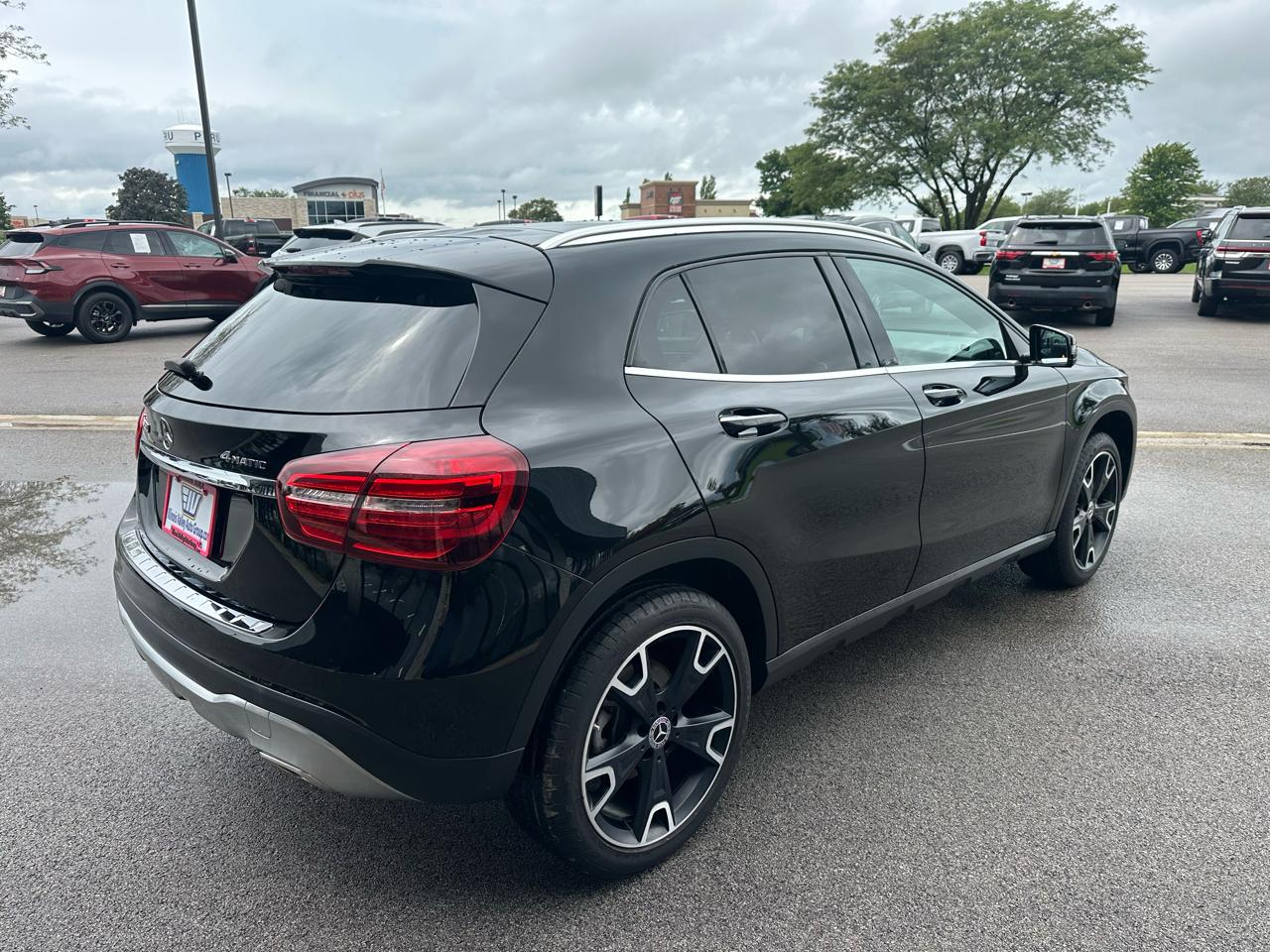 Mercedes-Benz GLA-Class GLA250 4MATIC 2020
