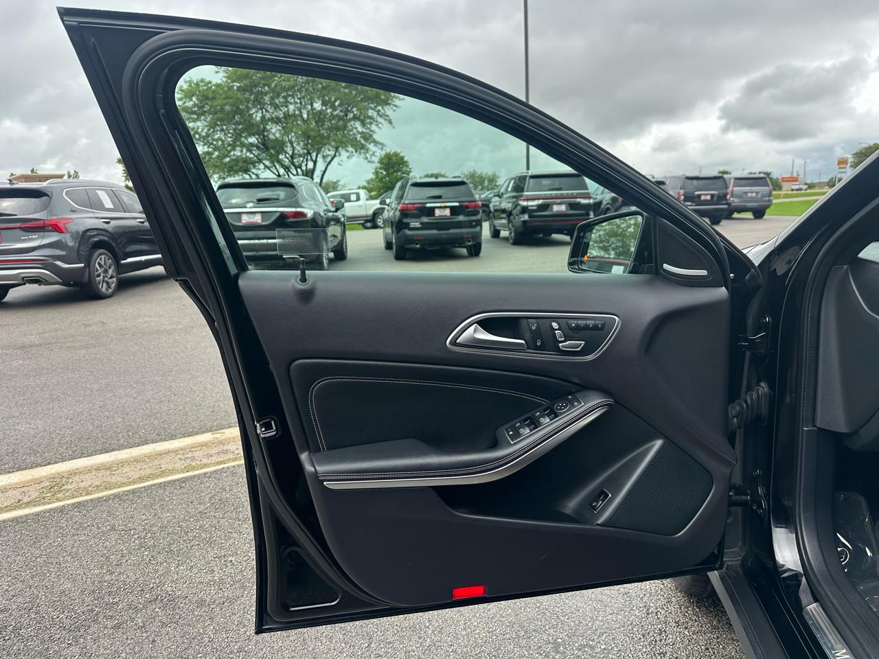 Mercedes-Benz GLA-Class GLA250 4MATIC 2020