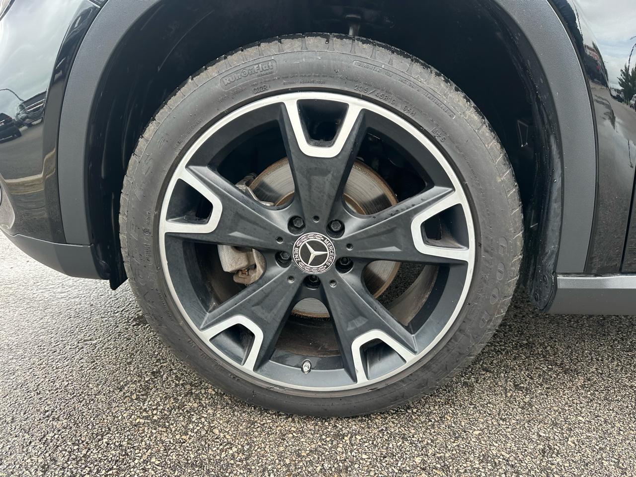 Mercedes-Benz GLA-Class GLA250 4MATIC 2020