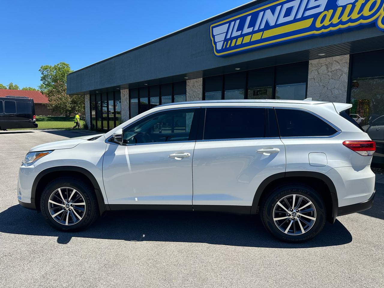 Toyota Highlander XLE AWD V6 2019