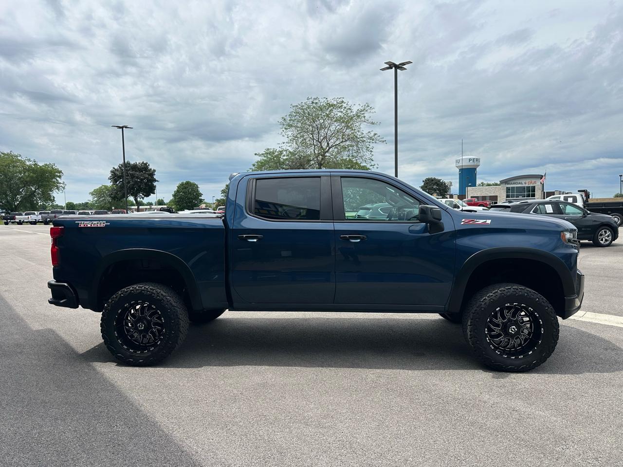Chevrolet Silverado 1500 LT Trail Boss Crew Cab 4WD 2019