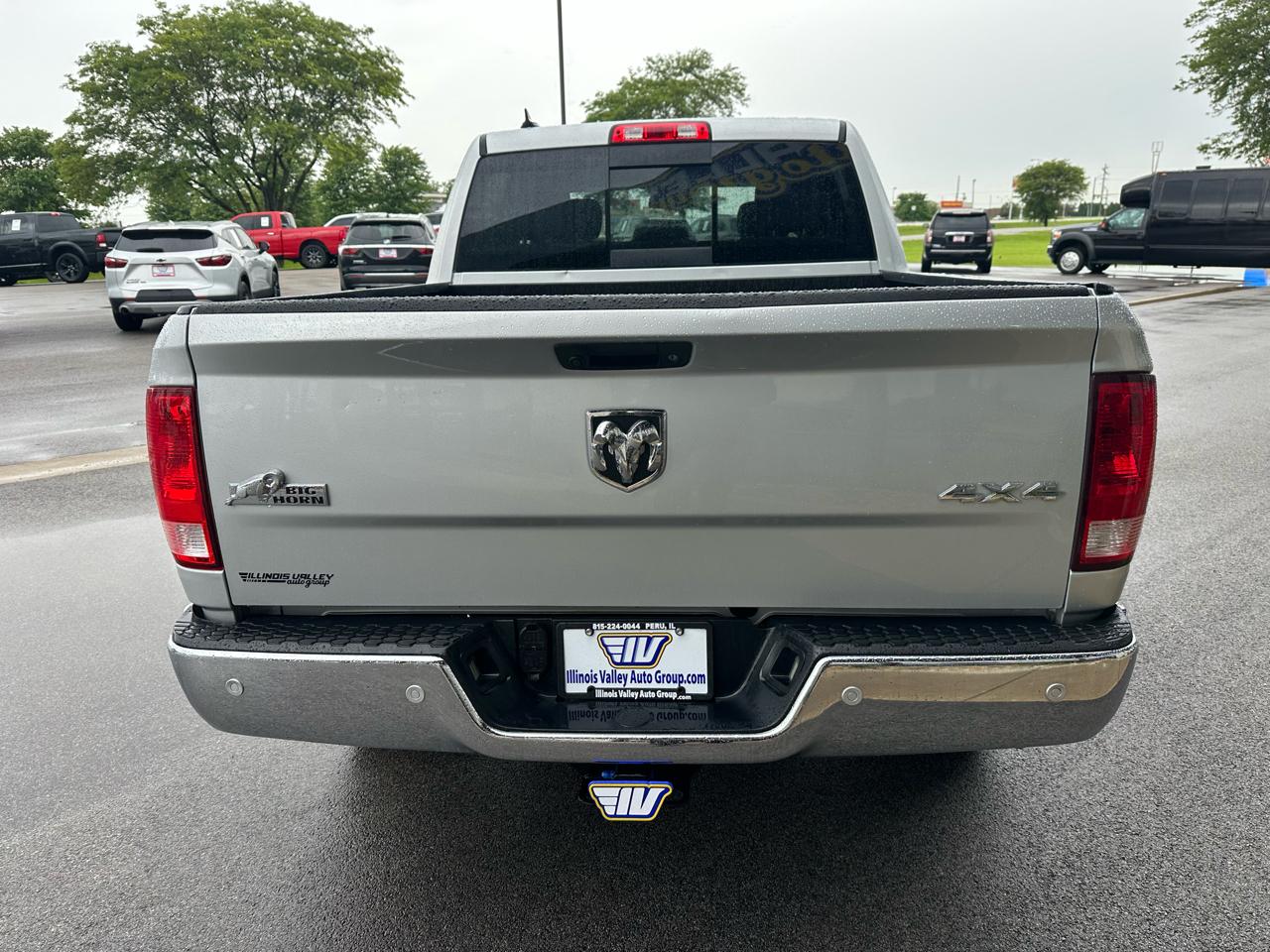 RAM 1500 Big Horn Crew Cab 4WD 2018