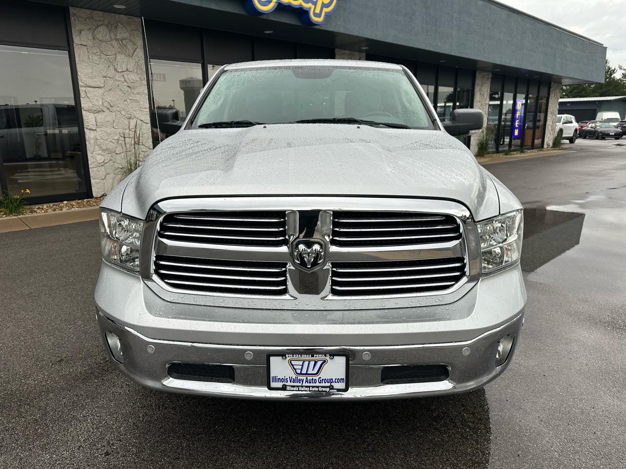 RAM 1500 Big Horn Crew Cab 4WD 2018