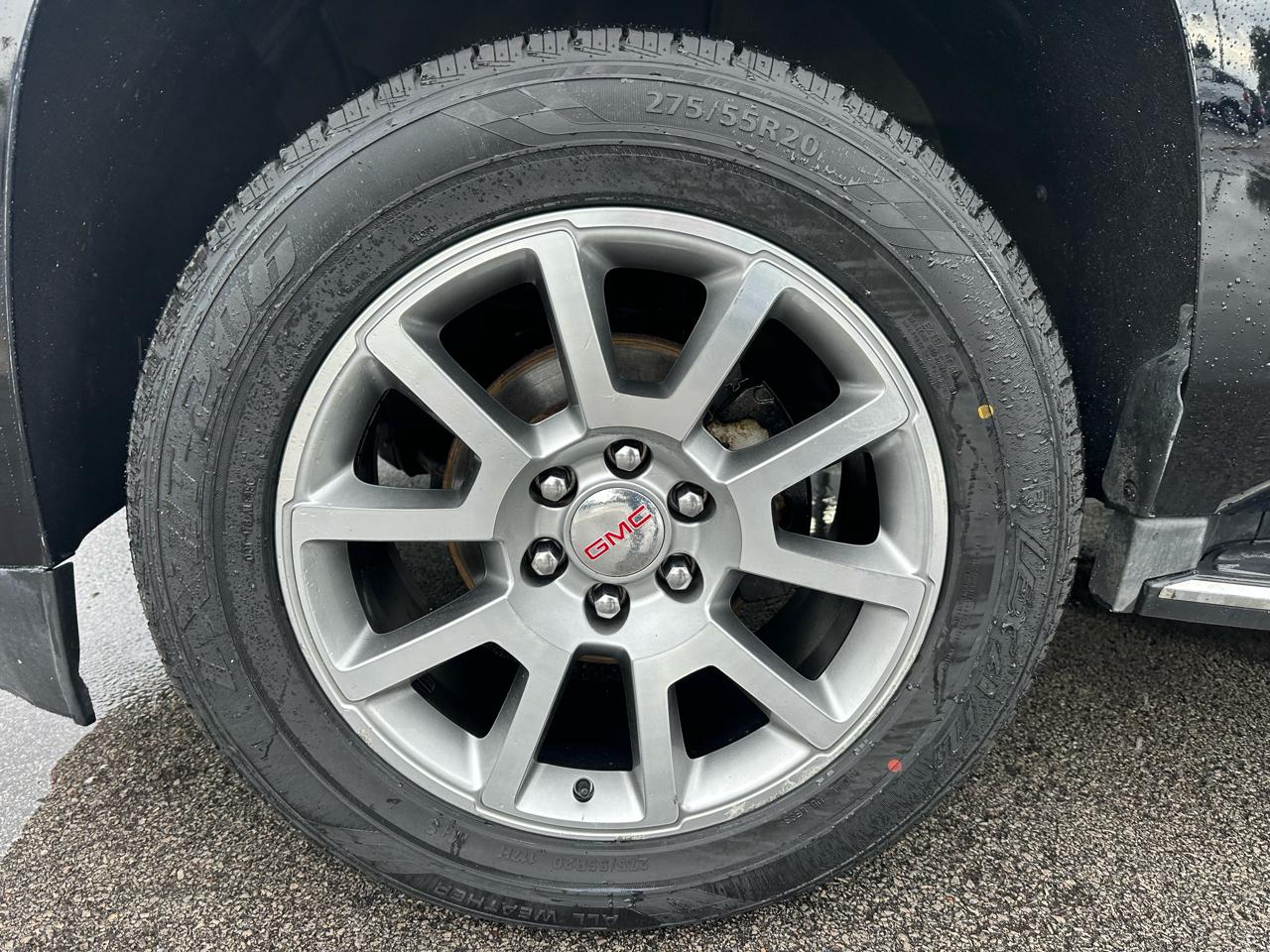 GMC Yukon XL Denali 4WD 2019