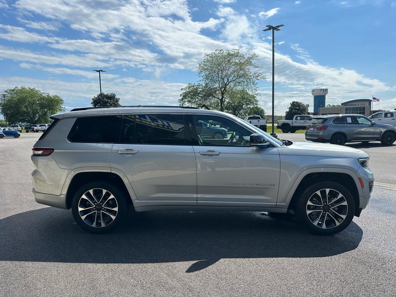Jeep Grand Cherokee L Overland 4WD 2021