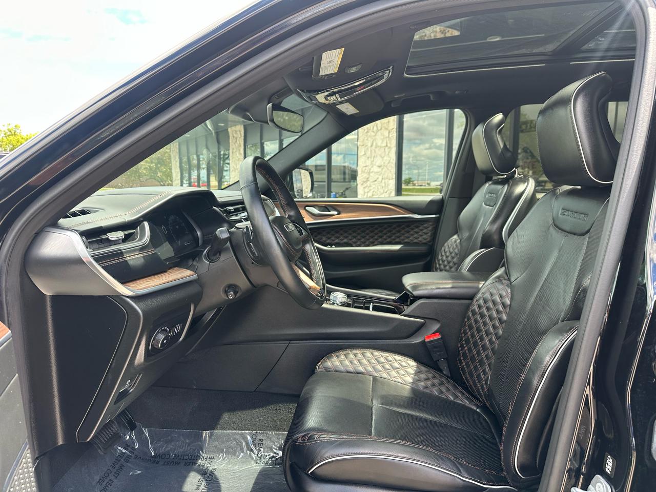 Jeep Grand Cherokee L Summit 4WD 2021