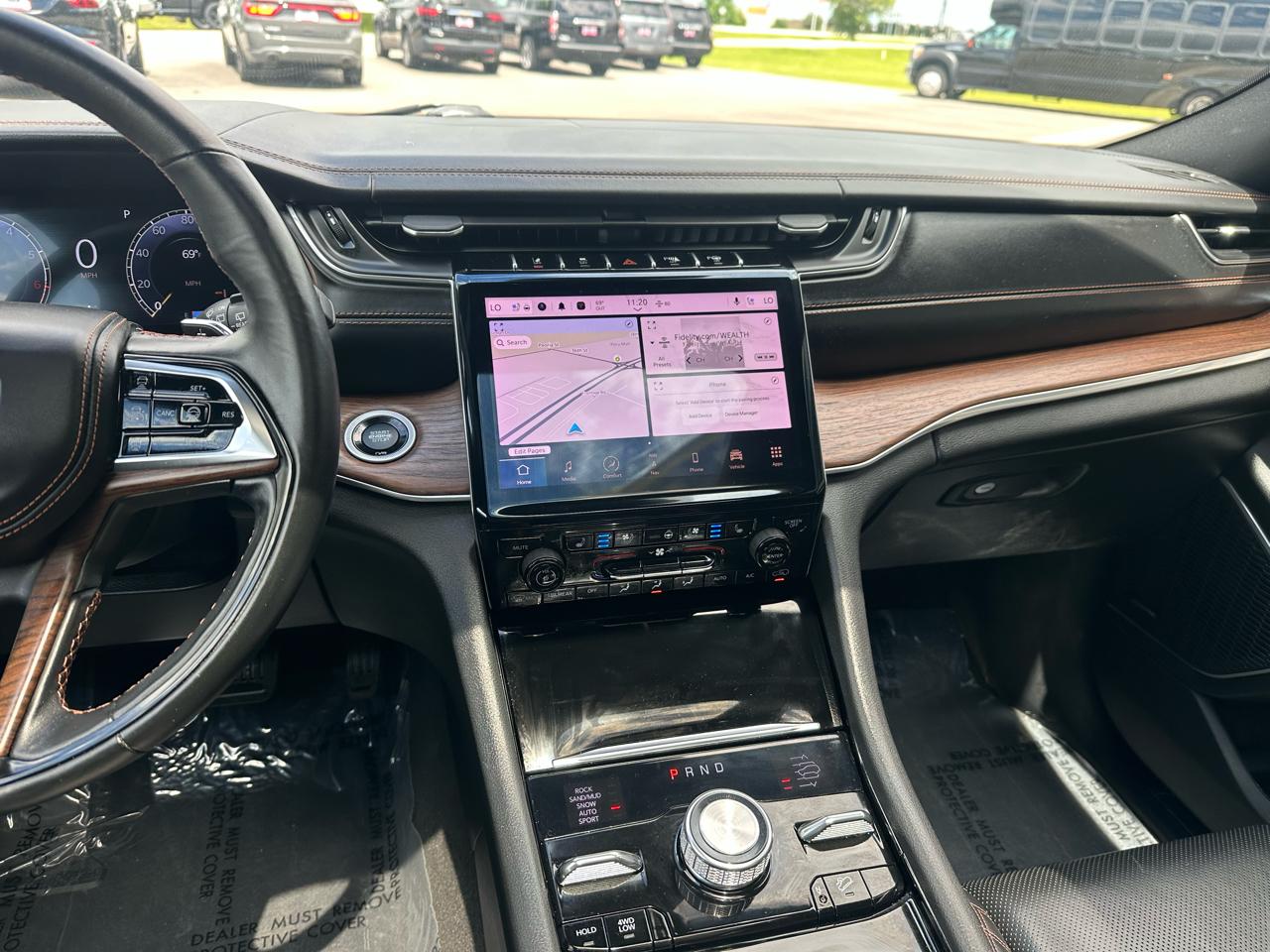 Jeep Grand Cherokee L Summit 4WD 2021