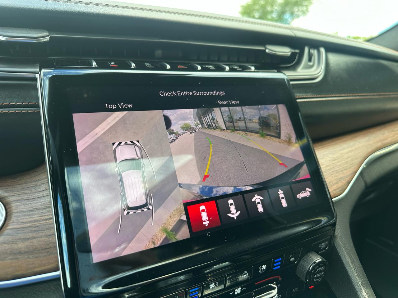 Jeep Grand Cherokee L Summit 4WD 2021