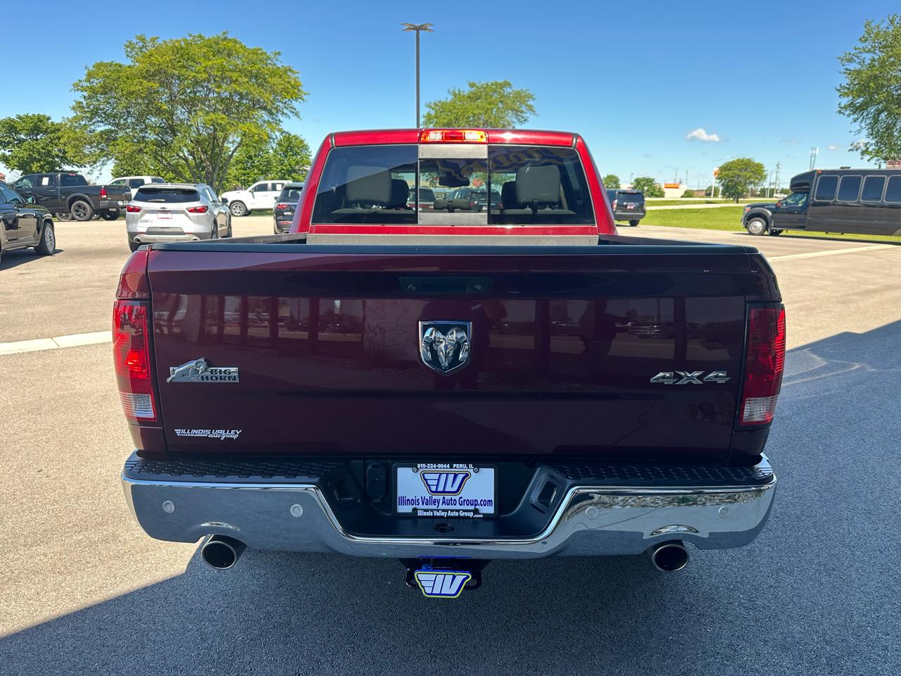 RAM 1500 Big Horn Crew Cab 4WD 2017