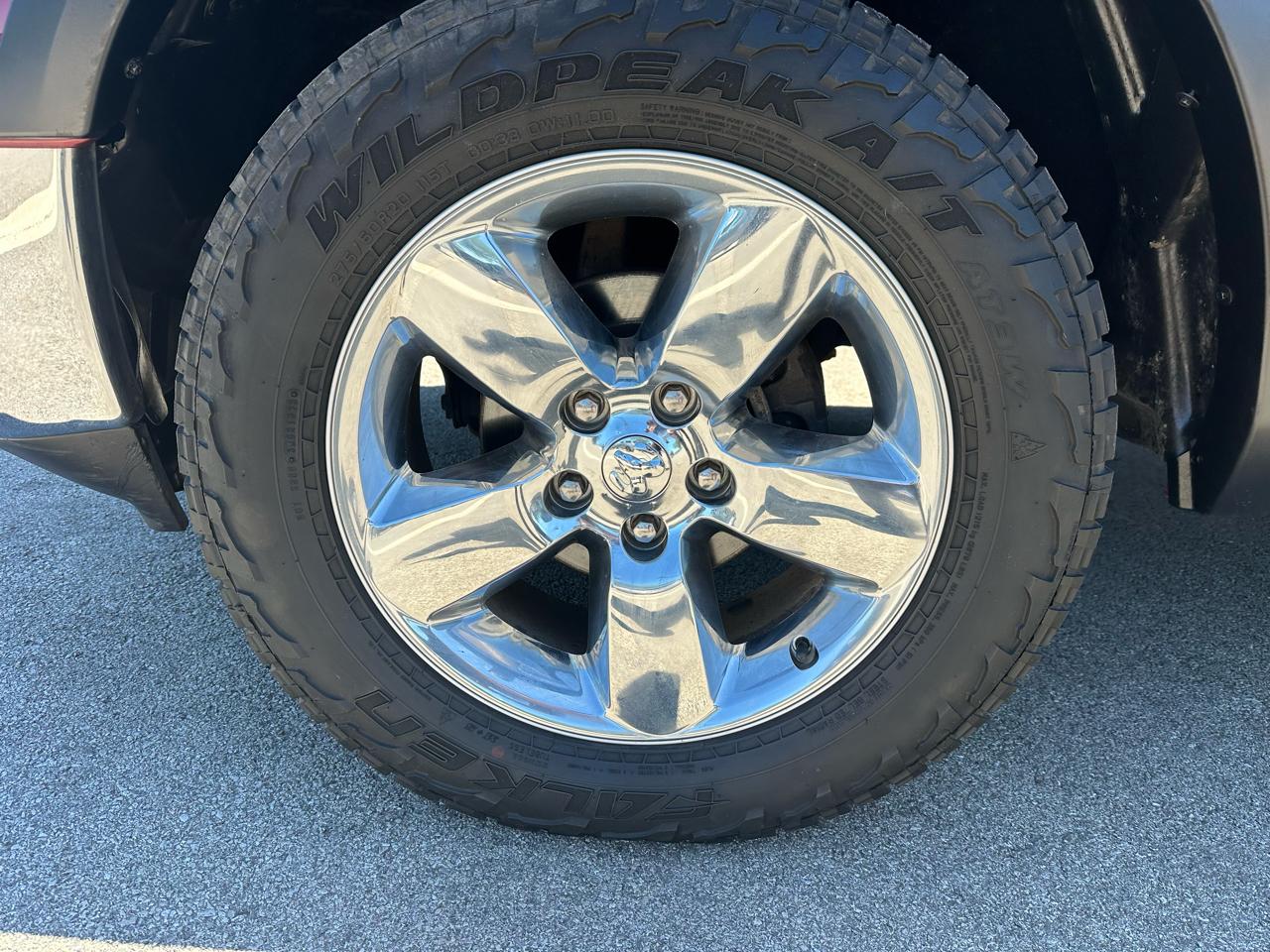 RAM 1500 Big Horn Crew Cab 4WD 2017