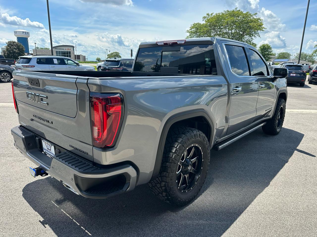 GMC Sierra 1500 Denali Crew Cab 4WD 2021