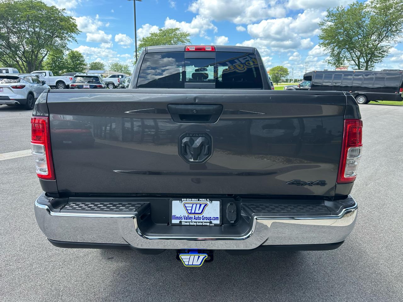 RAM 2500 Tradesman Crew Cab 4WD 2024