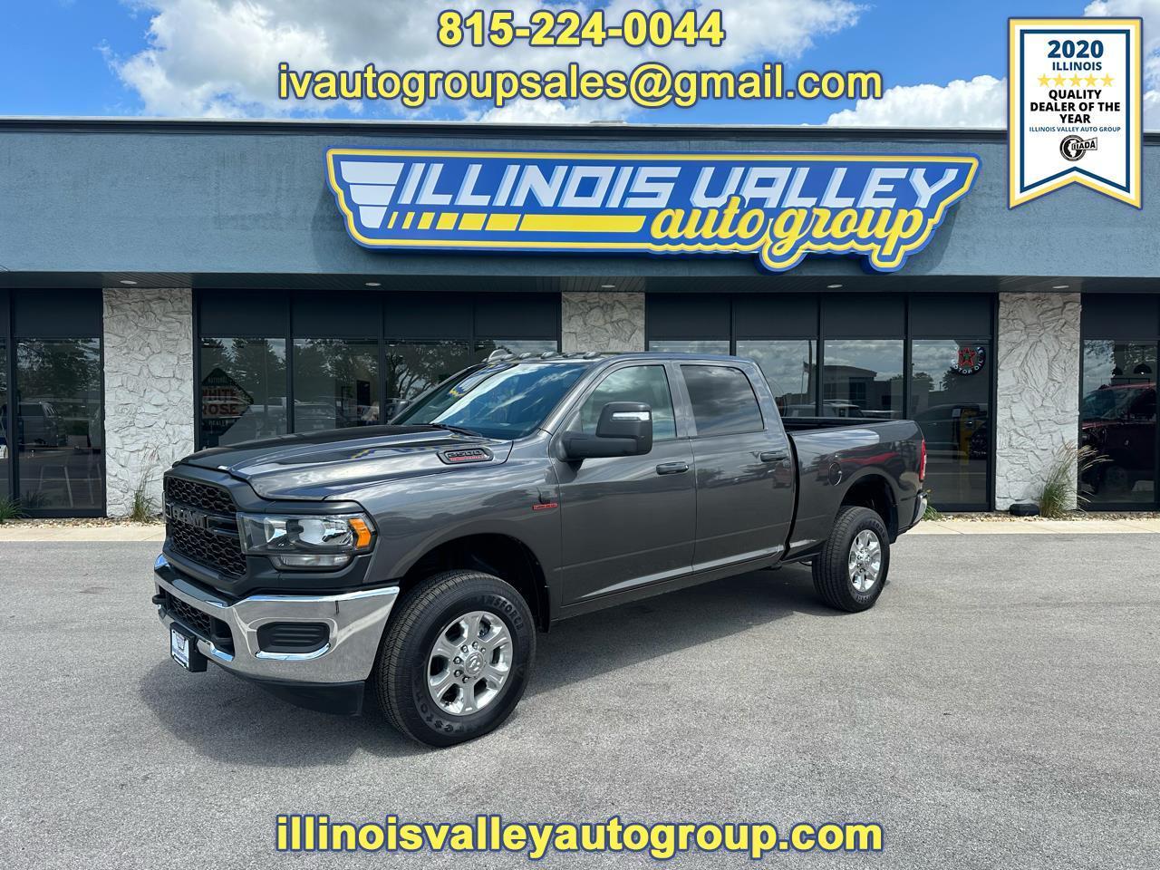 RAM 2500 Tradesman Crew Cab 4WD 2024