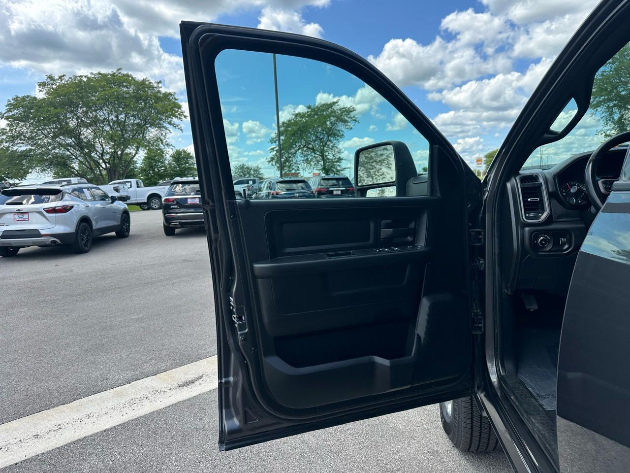 RAM 2500 Tradesman Crew Cab 4WD 2024
