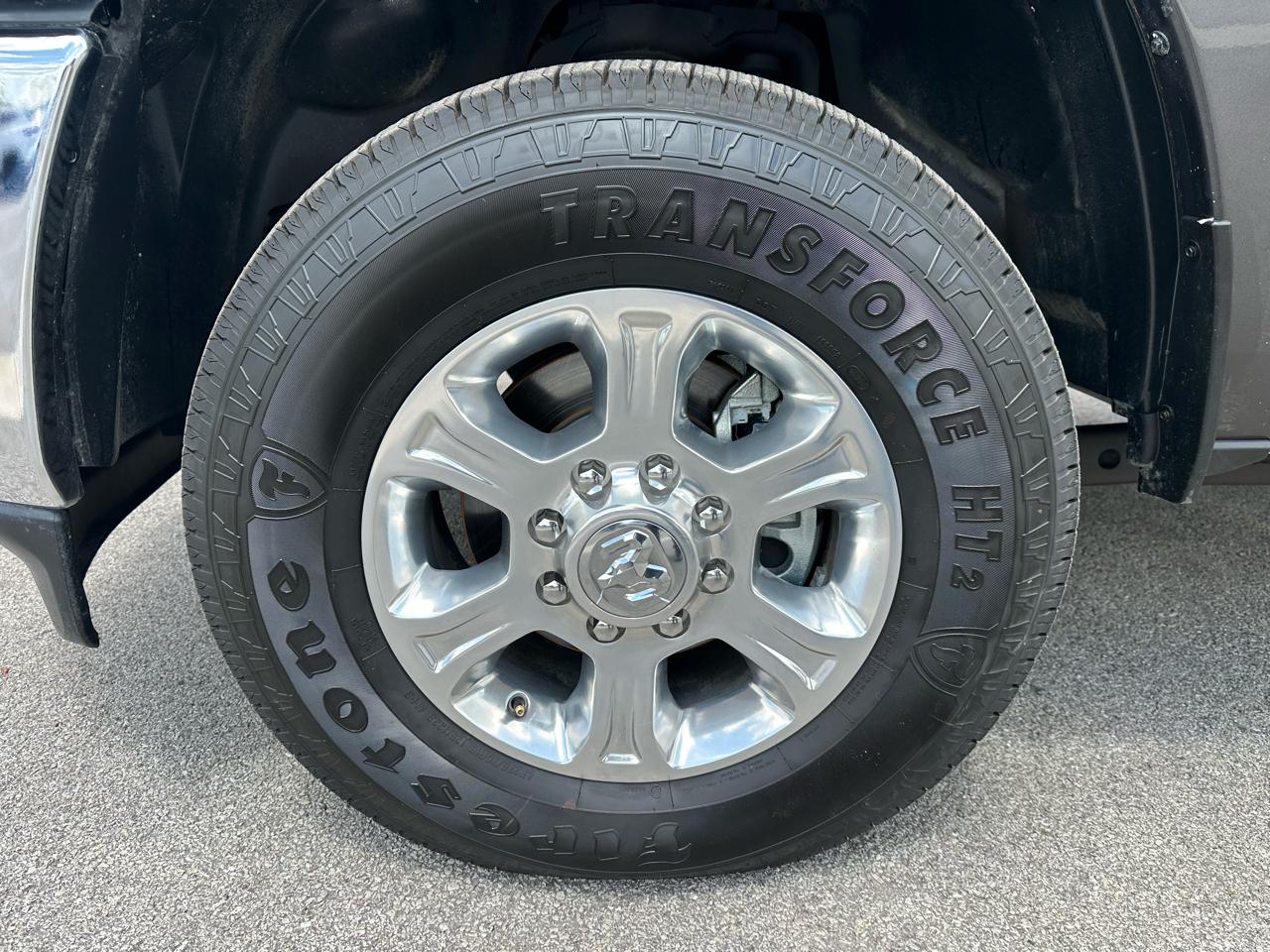 RAM 2500 Tradesman Crew Cab 4WD 2024