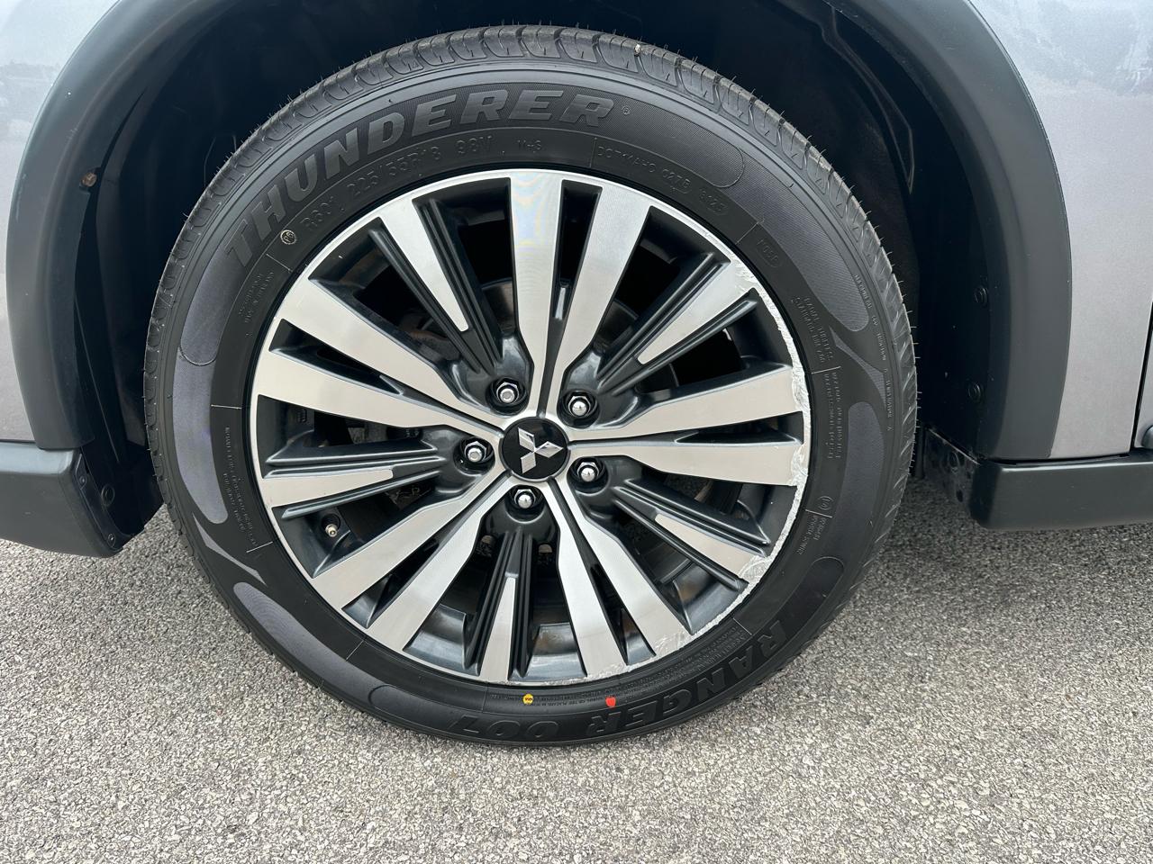 Mitsubishi Outlander ES AWD 2019
