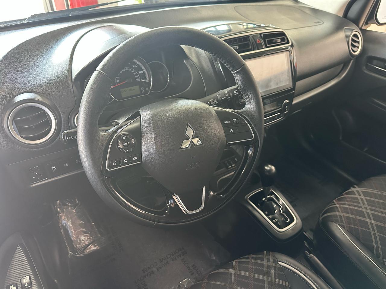 Mitsubishi Mirage SE 2024