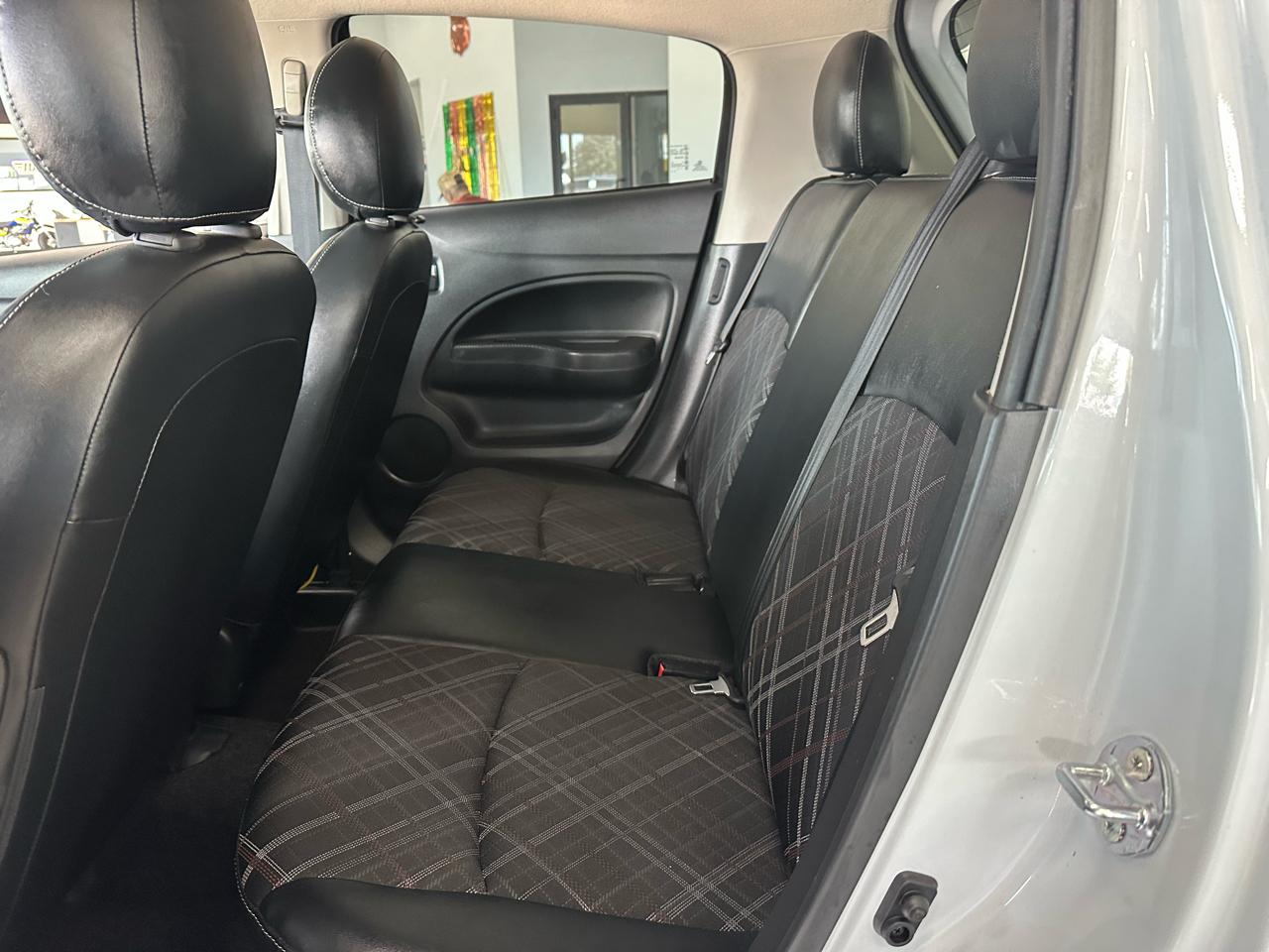 Mitsubishi Mirage SE 2024