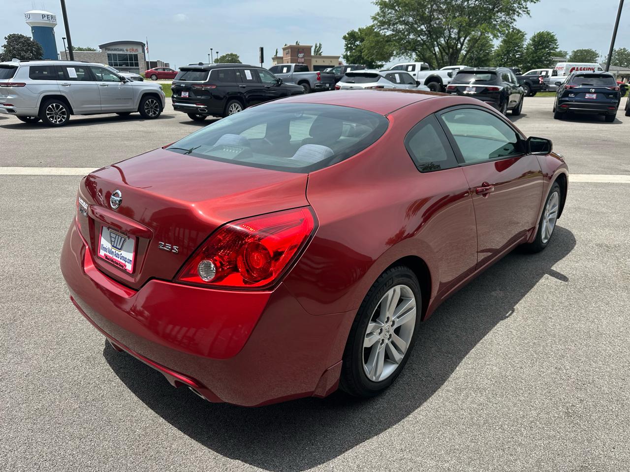 Nissan Altima 2.5 S Coupe 2013