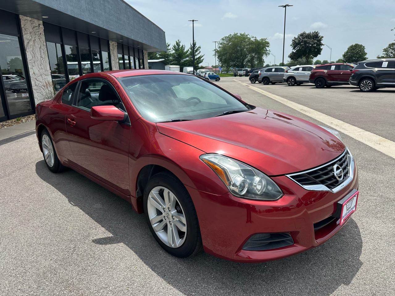Nissan Altima 2.5 S Coupe 2013
