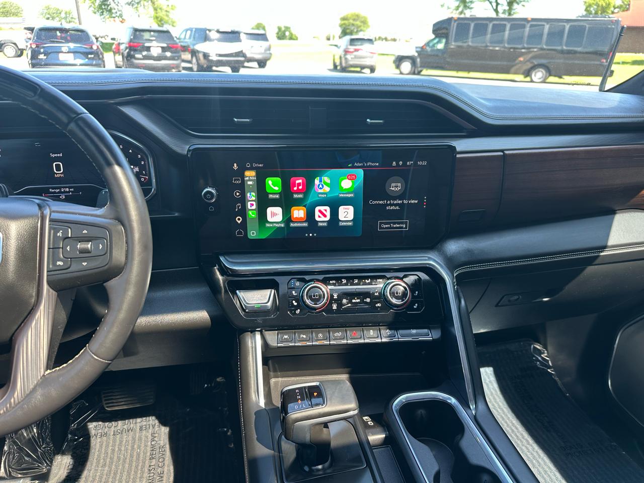 GMC Sierra 1500 Denali Ultimate Crew Cab 4WD 2024