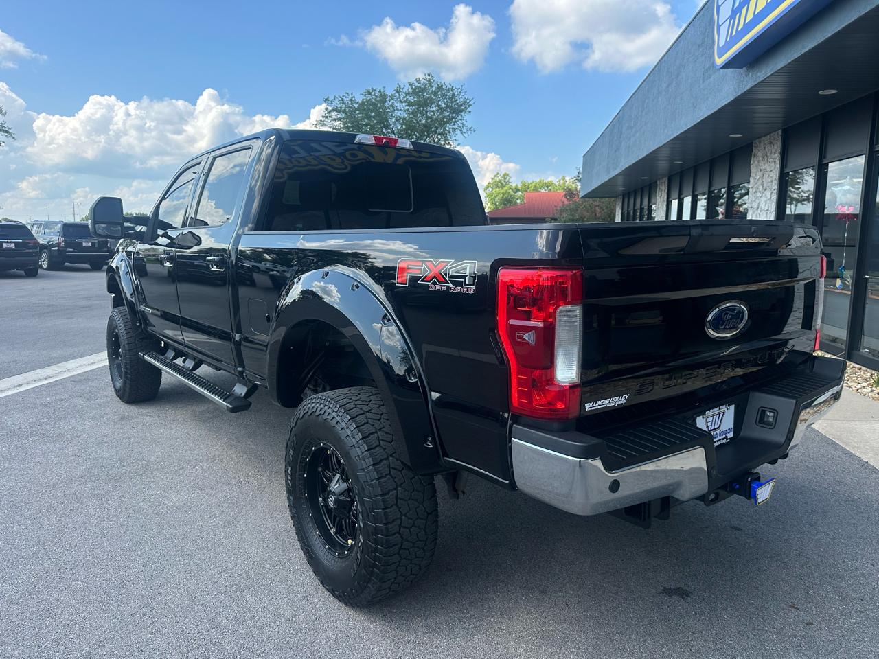 Ford F-250 SD Lariat Crew Cab 4WD 2017