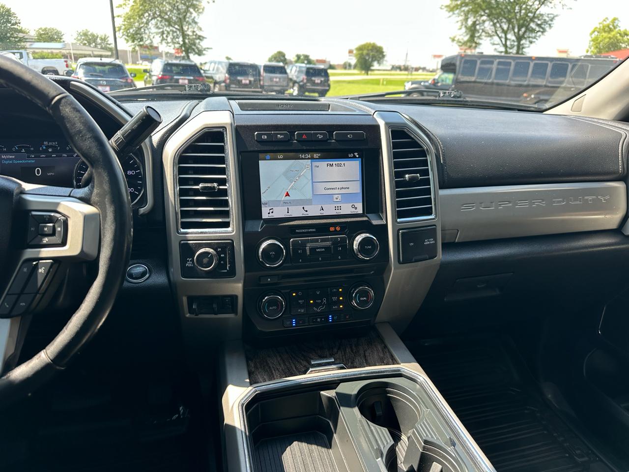 Ford F-250 SD Lariat Crew Cab 4WD 2017