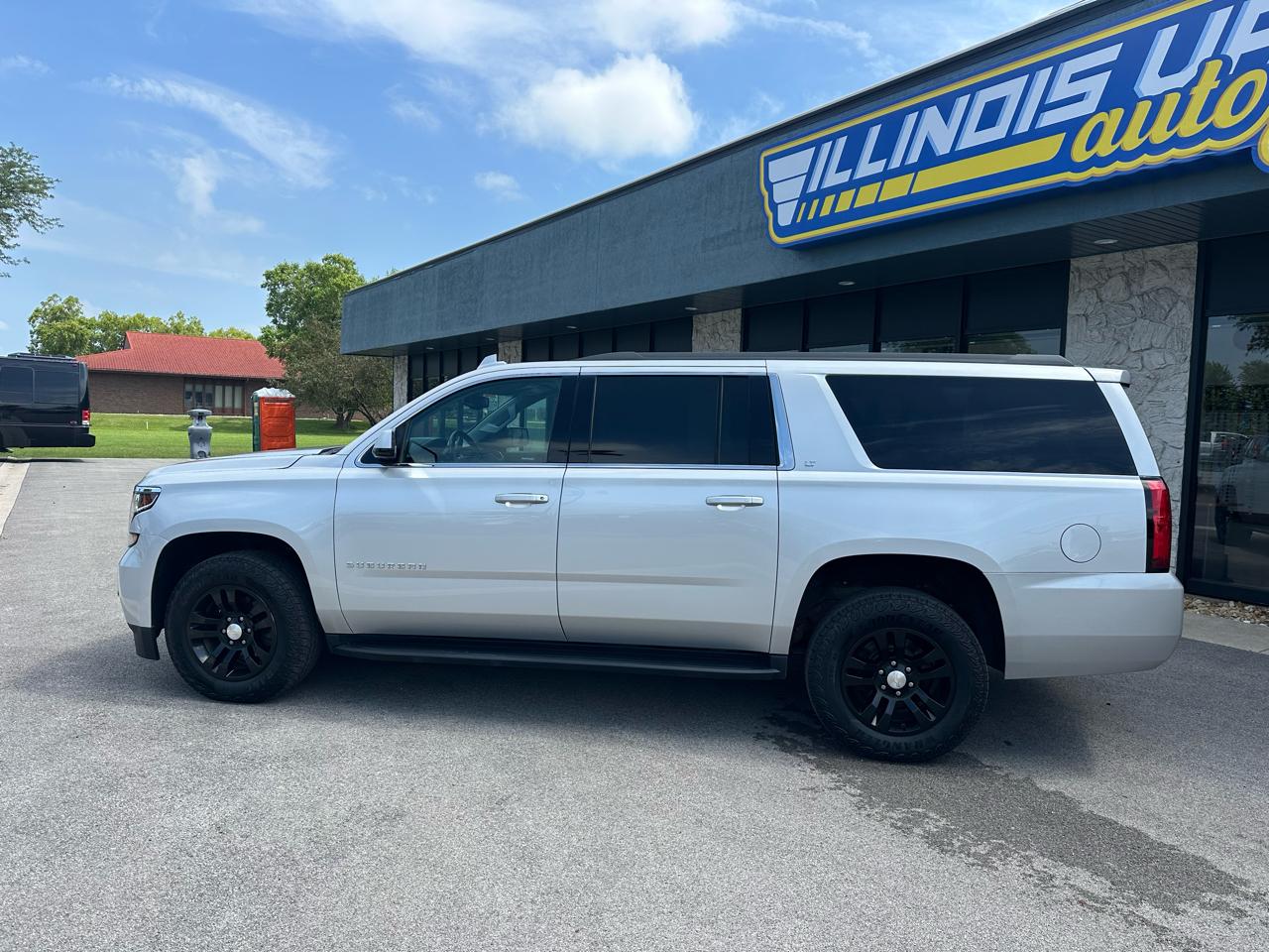 Chevrolet Suburban LT 4WD 2019