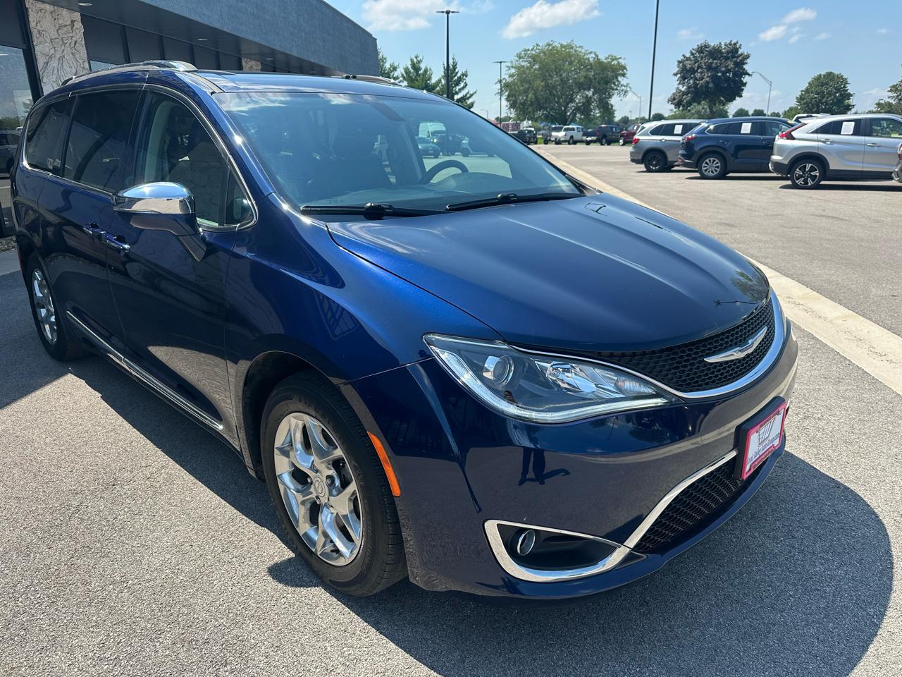 Chrysler Pacifica Limited 2019