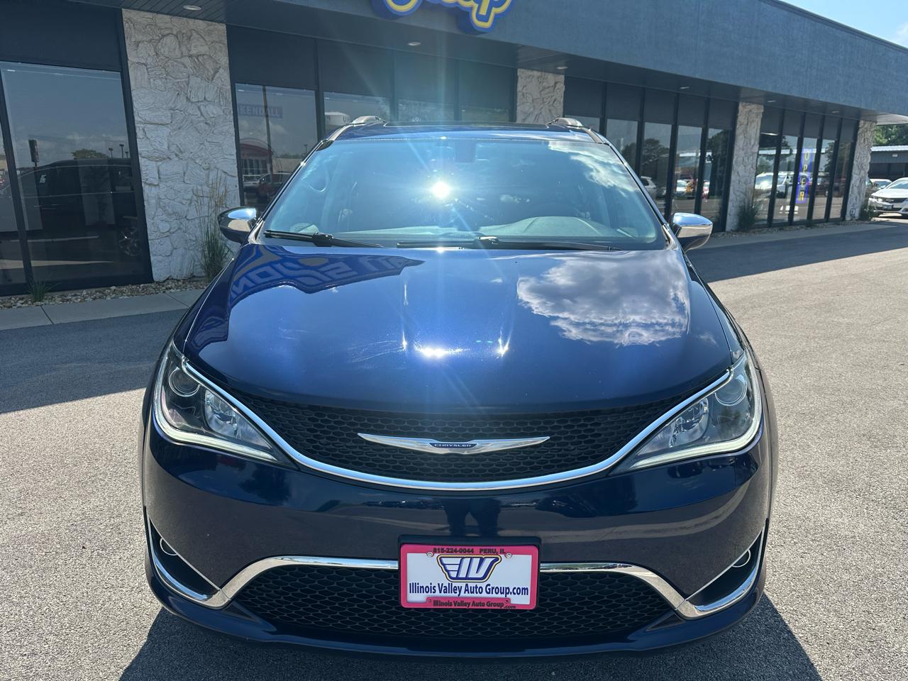 Chrysler Pacifica Limited 2019