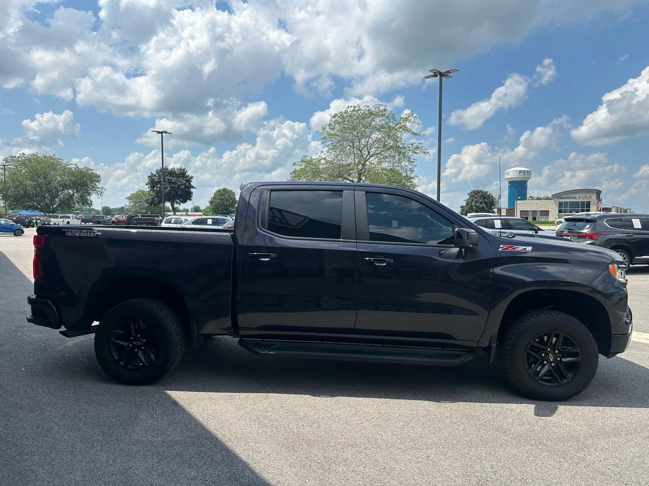 Chevrolet Silverado 1500 LT Trail Boss Crew Cab 4WD 2022