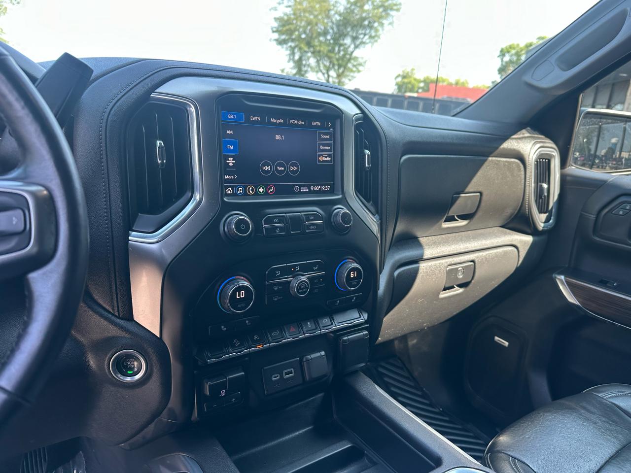 Chevrolet Silverado 1500 LT Trail Boss Crew Cab 4WD 2020