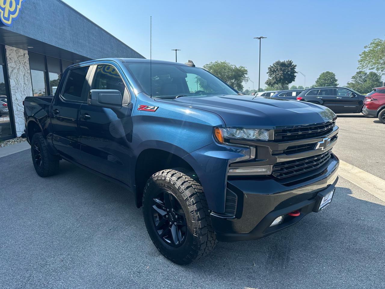 Chevrolet Silverado 1500 LT Trail Boss Crew Cab 4WD 2020