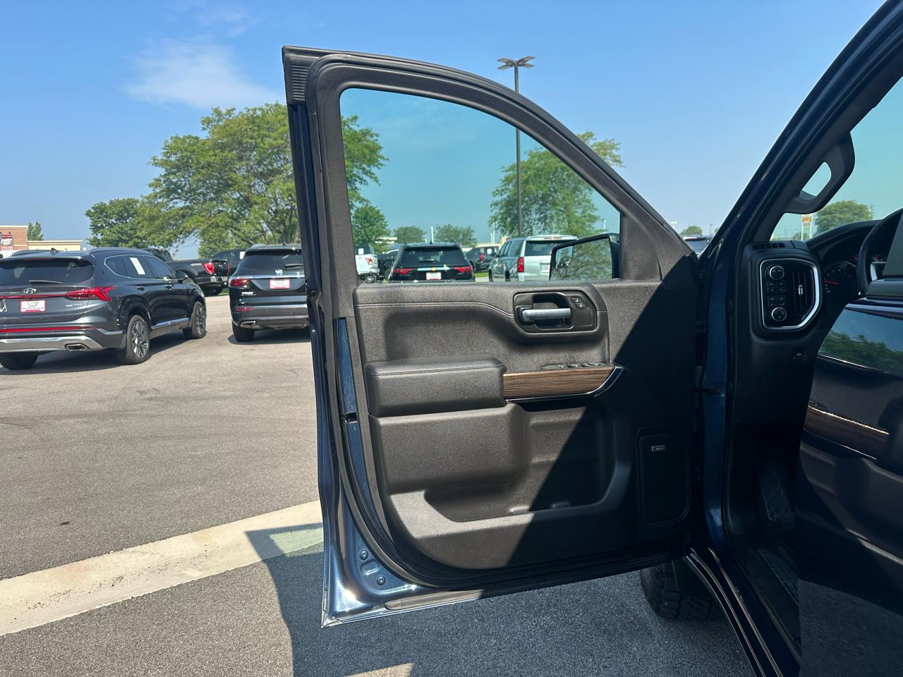 Chevrolet Silverado 1500 LT Trail Boss Crew Cab 4WD 2020