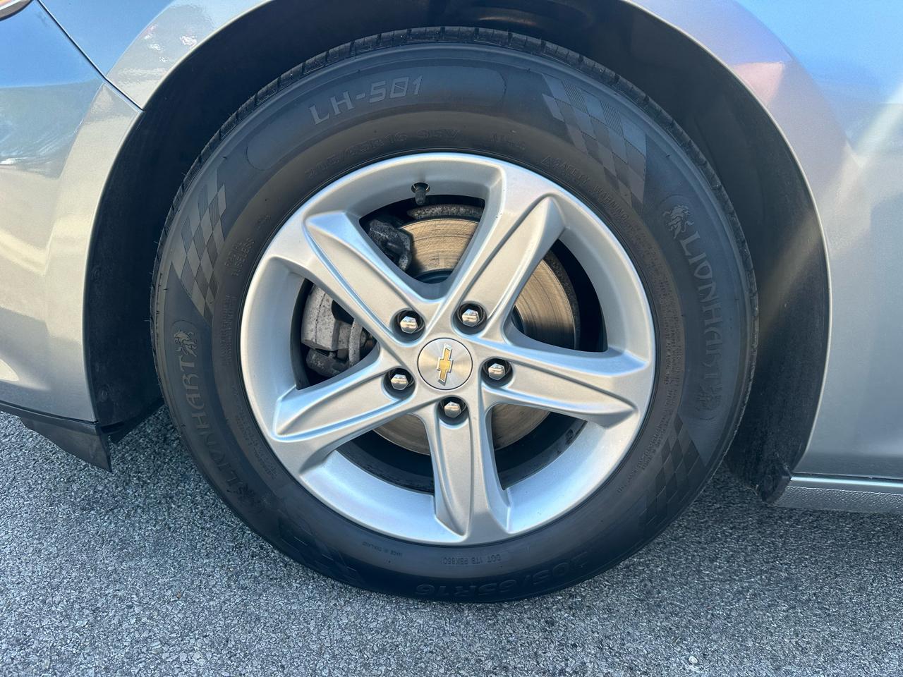 Chevrolet Malibu LS 2025