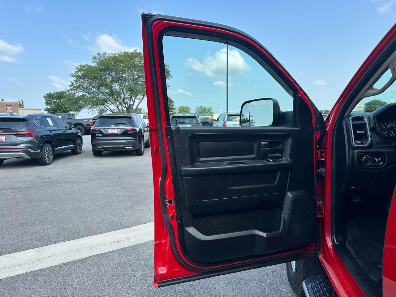 RAM 2500 Tradesman Crew Cab 4WD 2020