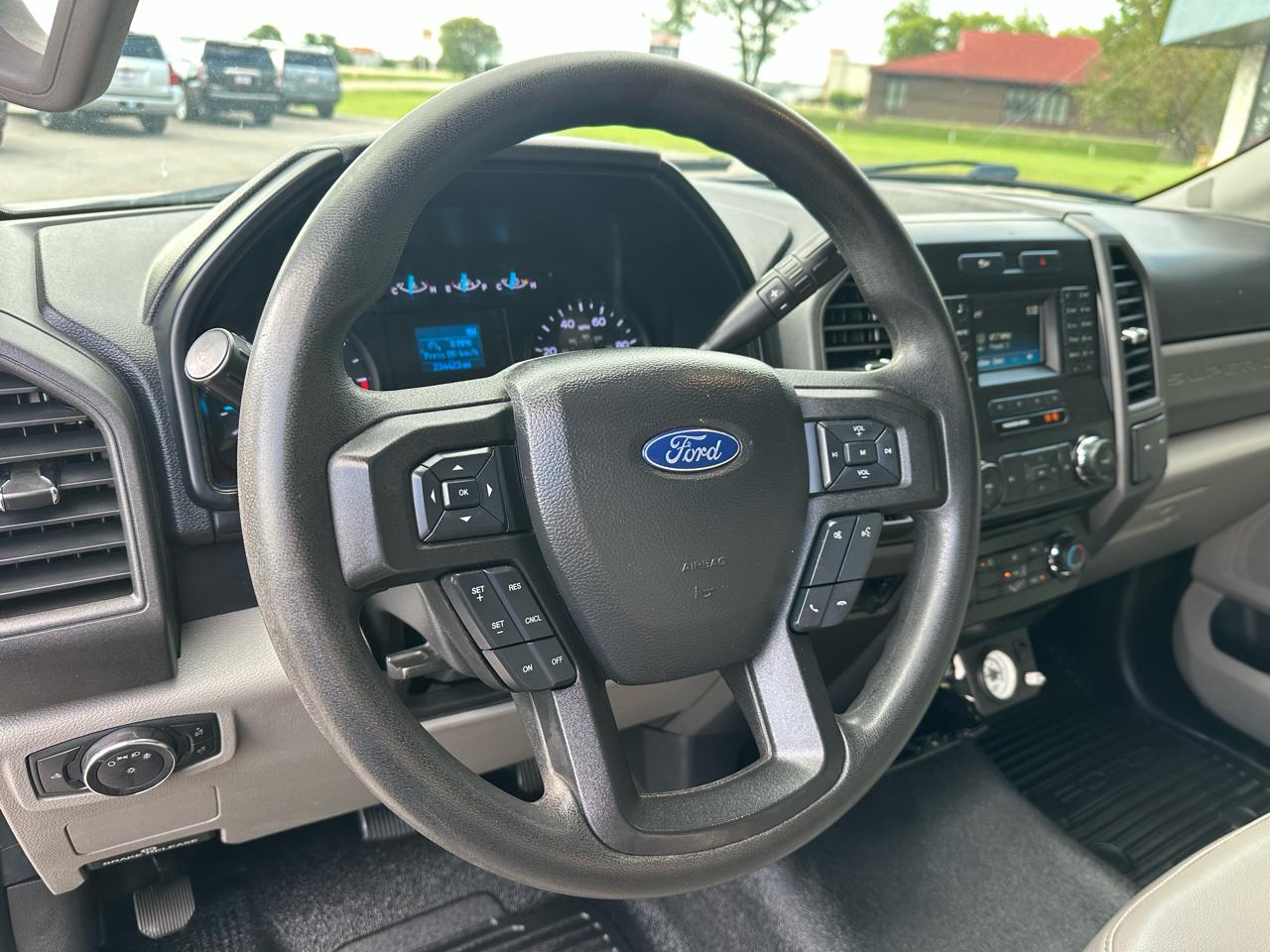 Ford F-250 SD XL 2WD 2018
