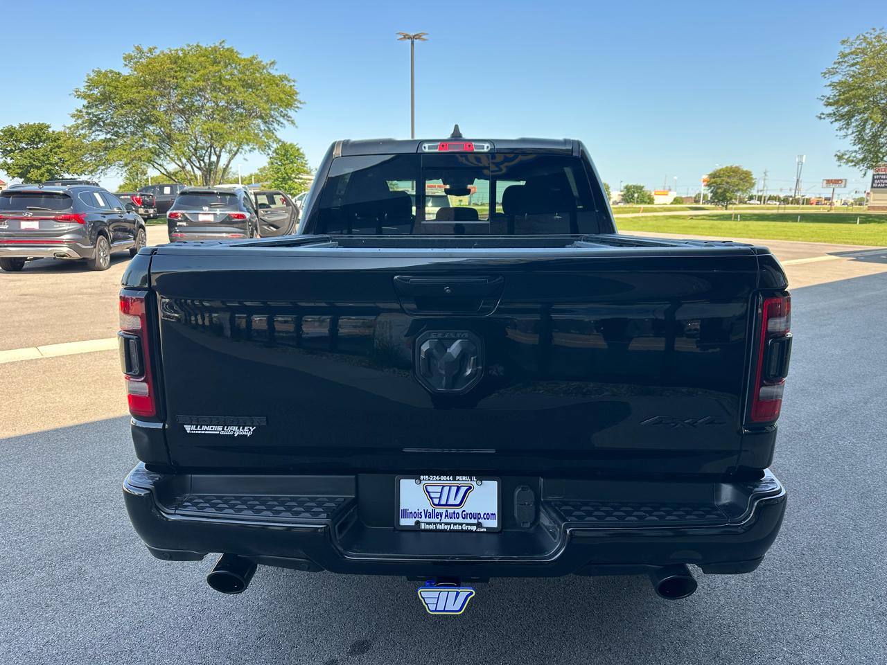 RAM 1500 Big Horn Crew Cab SWB 4WD 2020