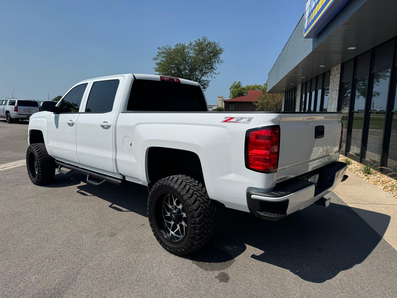 Chevrolet Silverado 1500 LT Crew Cab 4WD 2017